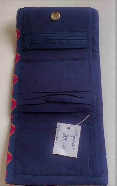 Upcycling Mode, Portemonnaie aus Stoffen, Label UPgesteckt , Nachhaltig,  Blau Pink gemustert